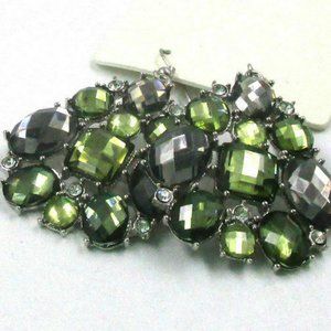 Vibrant Green Tear Drop Gemstones Hook  Earring